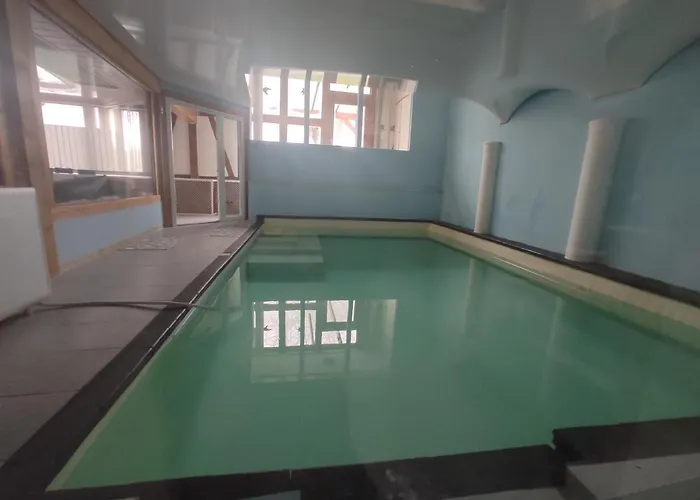 Traumscheune Mit Pool, Kamin Und Privatem 别墅 林尼希