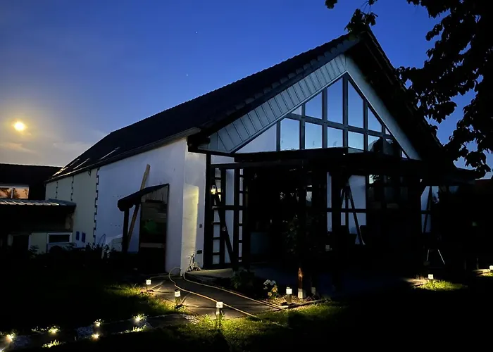 Traumscheune Mit Pool, Kamin Und Privatem 리니치