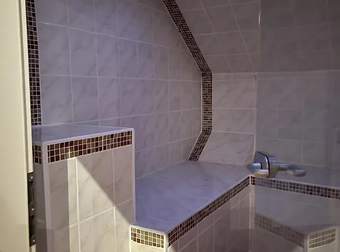 Traumscheune Mit Pool, Kamin Und Privatem * 林尼希