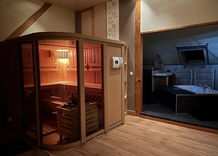 Traumscheune Mit Pool, Kamin Und Privatem 리니치